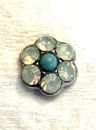 Mariana Womens Studs Earrings In Green/ Blue