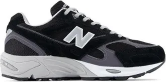 New Balance Unisex 880R en Negro/Gris, Gamuza/Malla, Talla 37.5
