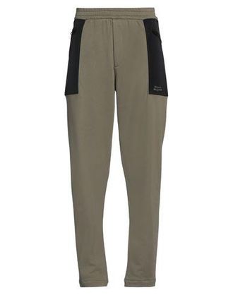 Alexander McQueen HOSEN & R&Ouml;CKE - Hosen auf YOOX.COM