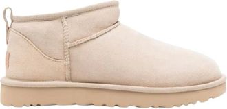 UGG Klassieke Mini Enkellaarsjes - Dames - Schoenen - Beige - Maat: 40 EU Su&egrave;de