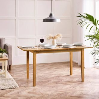 Furniturebox Salcombe Oak Effect Wood Extending 6 Seater Dining Table in Light Brown