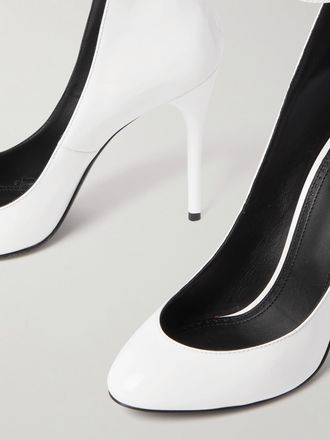 【ALAIA直営店】ESCARPINS A TALON HAUT EN RESILLE Escarpins en résille et cuir en blanc – Alaia | Mytheresa