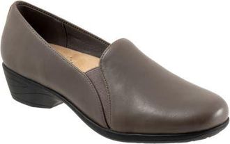 Softwalk Reagan Flat in Grey at Nordstrom, Size 10.5