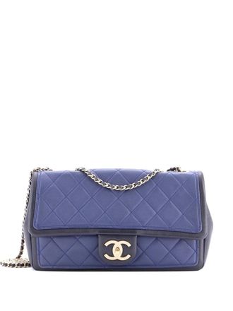 Chanel Bicolor Two Tone CC Chain Flap Bag Quilted Lambskin Small shoulder bag - Blu