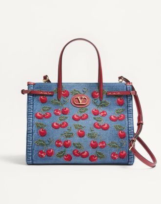 Valentino Garavani Borsa Shopping Media Valentino Garavani Antibes In Denim Con Ricamo Cherryfic Donna DENIM/MULTICOLOR UNI