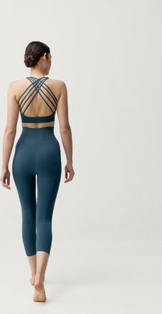 Born Living Yoga Top Apamala Stormy Grey