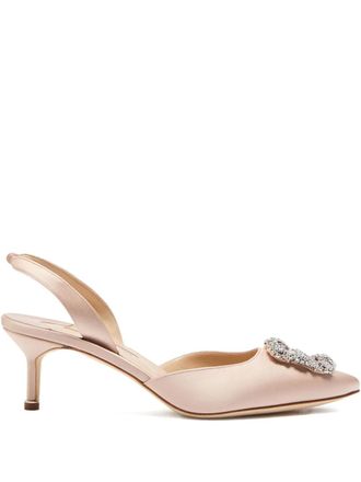 Manolo Blahnik 70 mm Hangisli pumps met gesp - Beige