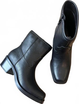 Mia Womens Dagny Boot In Black