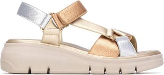 Xti Womens Faux Leather Open Toe Sandals In Gold