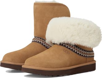 UGG Womens Classic Short Crescent Classic Boot, Chestnut, UK 10