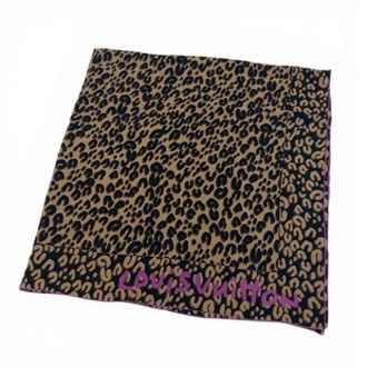 Louis Vuitton Pre-owned Scarves, female, Brown, Size: ONE SIZE Pre-owned Leopard Silk Scarf