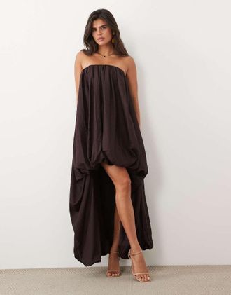 Asos vestito maxi a palloncino con scollo a fascia e fondo asimmetrico in bitter chocolate-Marrone