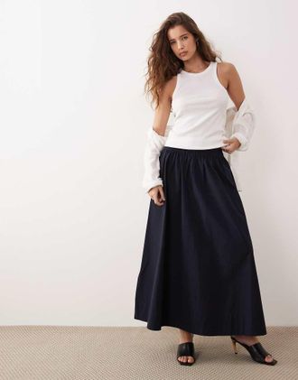 Arket Gonna lunga a pieghe in puro cotone blu scuro con spacco-Blu navy