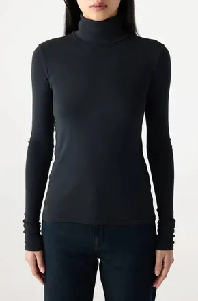 Amo Reese Long Sleeve Tee In Black