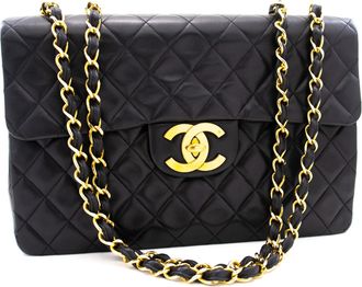 Chanel Timeless/Classique Black Leather Shoulder Bag (Pre-Owned)