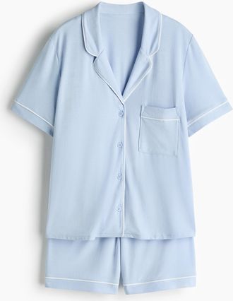 H&M Shorty aus Viskosegemisch - Hellblau