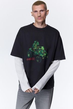 H&M Oversized fit t-shirt in Black/gorillaz at Nordstrom, Size Medium