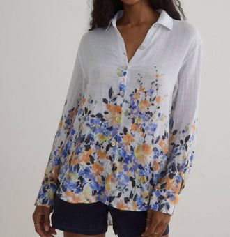 Bella Dahl Boyfriend Button Down Shirt In Border Floral Print