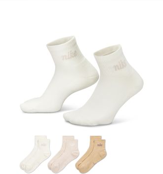 Nike Unisex Everyday Elevated Ankle Socks (3 Pairs) in Multicolor | IH8529-902