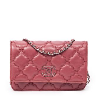 Chanel Pre-owned Womens Double Stitch Hampton Wallet On Chain Shoulder Bag - Burgundy - One Size