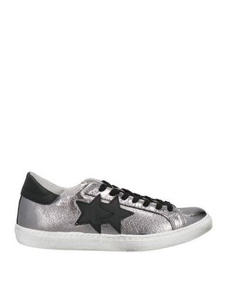 2Star Sneakers