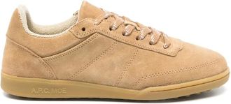 A.P.C. A.p.c., Schoenen, Dames, Bruin, 38 EU, Bruine Veterschoenen met reliëflogo