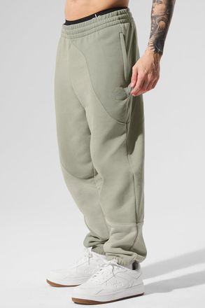 Alo | Make Waves Sweatpant in Limestone Tonal Green, Size: XL MEN/2XL WOMEN