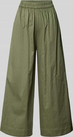 Christian Berg Wide Fit Stoffhose mit Bundfalten in Oliv, Gr&ouml;&szlig;e 34