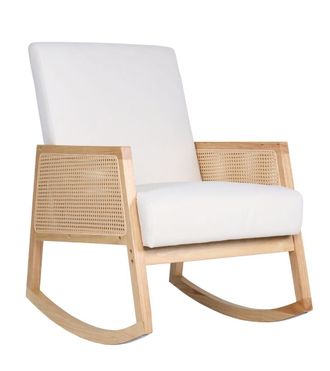 Home Heavenly Butaca mecedora madera y rat&aacute;n tapizado tela antimanchas crema