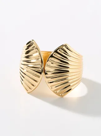 Simons Womens Shells cuff bracelet