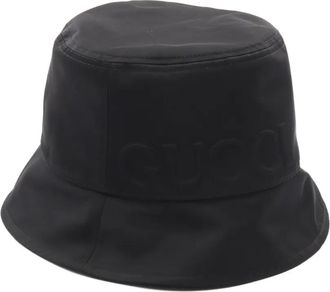 Gucci Cappello bucket con logo goffrato 2020 - Nero