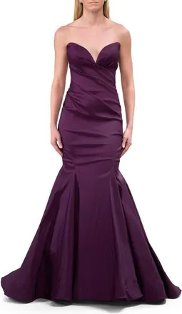 La Femme Mermaid Stretch Mikado Evening Dress with Illusion Back in Dark Berry at Nordstrom, Size 00