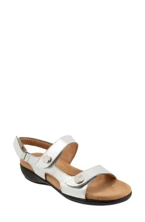 Trotters Romi Sandal in Silver at Nordstrom, Size 10.5