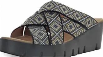 bernie mev. Womens Venti Martin Sandal In Black