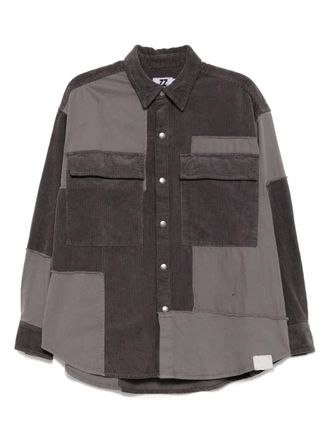 Izzue logo-patched shirt - men - Cotton - S - Grey