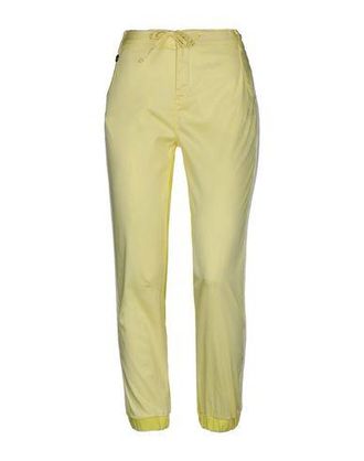 Met HOSEN & RÖCKE - Hosen auf YOOX.COM