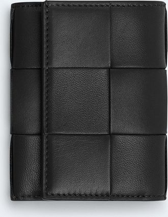 Bottega Veneta Cassette Small Tri-fold Wallet - Black - Woman - 100% Lambskin