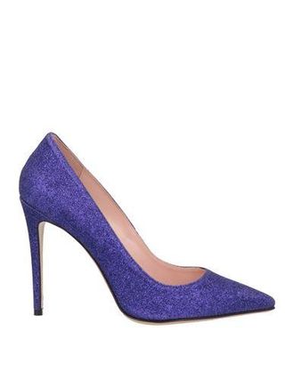 Anna F. Pumps