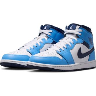 Nike Jordan Air Jordan 1 Mid Basketball Sneaker in Midnight Navy/White at Nordstrom, Size 10.5