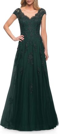 La Femme Short Sleeve Lace Gown with Cascading Embellishments in Dark Emerald at Nordstrom, Size 20