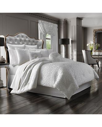 J. Queen New York Astoria Comforter Set