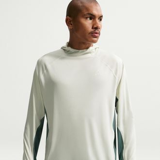 Nike Mens Nike ACG Solar Chase Dri-FIT UV Protection Hooded Trail Running Top in Green | IF9473-020