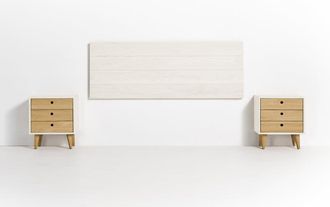 HOGAR 24 Cabecero acabado madera + 2 mesitas tres cajones blanco/cera
