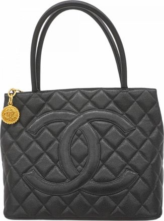 Chanel Black Grained Calfskin Tote Bag (Pre-Owned)