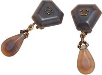 Chanel gold Plastic Clip Earrings (Pre-Owned)