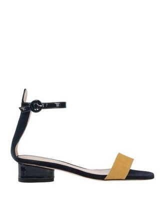 Stuart Weitzman SCHUHE - Sandalen auf YOOX.COM