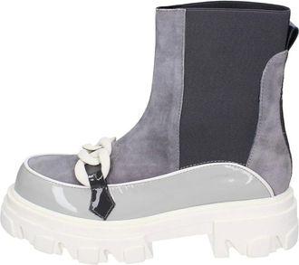 Stokton Chelsea Boots, female, Gray, Size: 9 US Suede Ankle Boots for Women