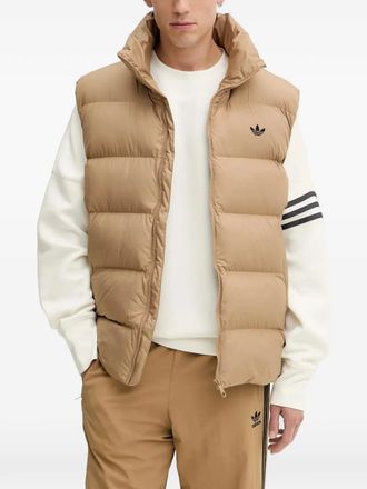 adidas funnel-neck logo-print padded gilet - men - Recycled Polyester - S - Neutrals