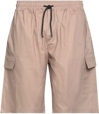 Hydra Clothing BOTTOMWEAR - Shorts & Bermuda Shorts sur YOOX.COM