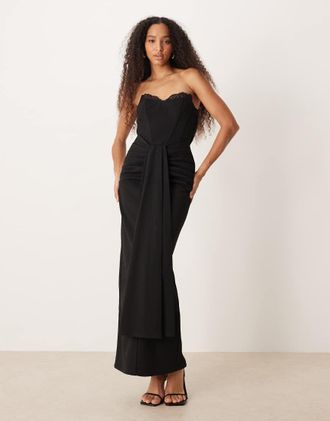 Six Stories Vestito nero senza spalline con coppe in pizzo, vita stile corsetto a portafoglio e gonna al polpaccio